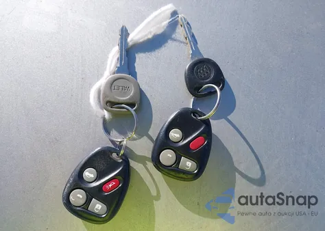 2005 Buick Park Avenue from USA, damaged, VIN 1G4CW54K254102741